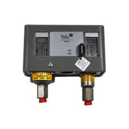SPST Dual Pressure Control20"/100 PSIG 100/425 PSIG HS Differential Adjustable 6/50 PSIManual Reset