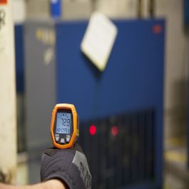 IR5 Klein Tools Dual Laser Infrared Thermometer